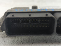2005 Volvo V40 PCM Engine Control Computer ECU ECM PCU OEM P/N:P30650677 P30743102 Fits Fits 2004 2006 OEM Used Auto Parts -