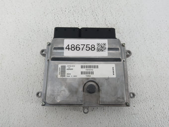 compare product 2005 Volvo V40 PCM Engine Control Computer ECU ECM PCU OEM P/N:P30650677 P30743102 Fits Fits 2004 2006 OEM Used Auto Parts