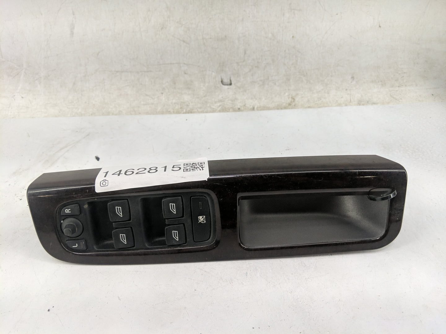 2005-2006 Volvo V50 Master Power Window Switch Replacement Driver Side Left P/N:30773427 30773428 Fits Fits 2004 2005 2006 O