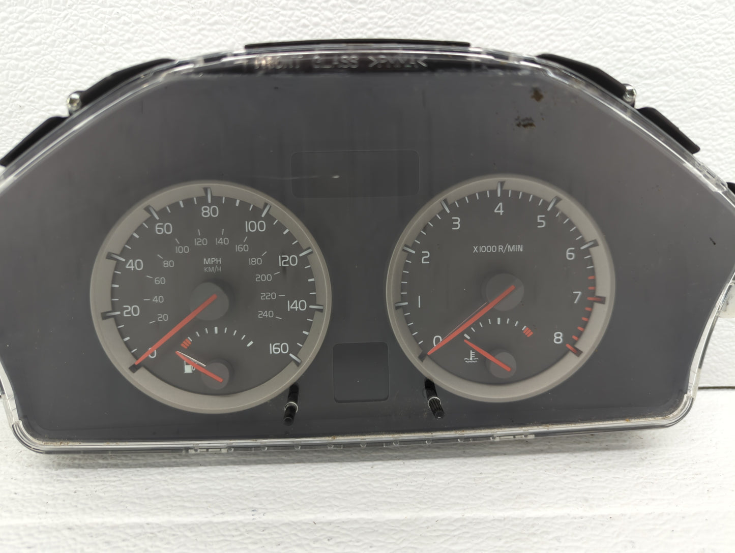 2005-2007 Volvo V50 Instrument Cluster Speedometer Gauges P/N:30710072 30728646, 30786345, 30669184 Fits Fits 2004 2005 2006