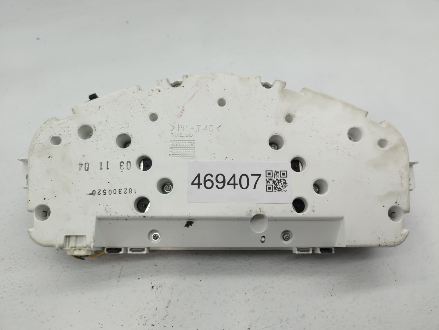 2005-2007 Volvo V50 Instrument Cluster Speedometer Gauges P/N:30710072 30728646, 30786345, 30669184 Fits Fits 2004 2005 2006