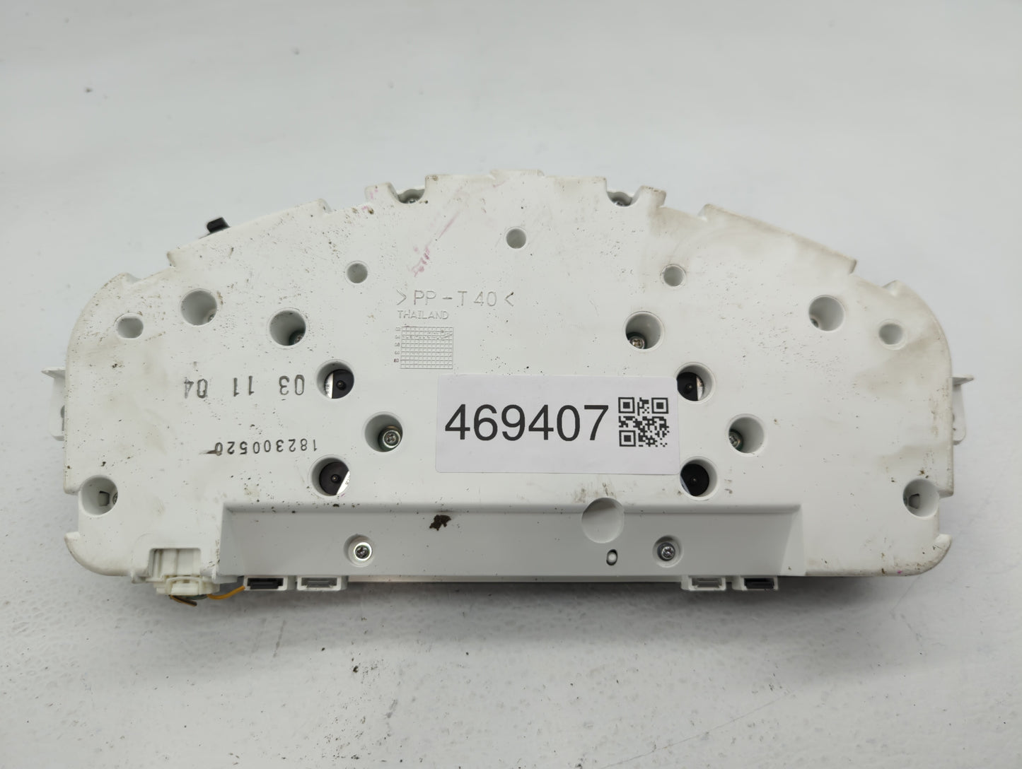 2005-2007 Volvo V50 Instrument Cluster Speedometer Gauges P/N:30710072 30728646, 30786345, 30669184 Fits Fits 2004 2005 2006