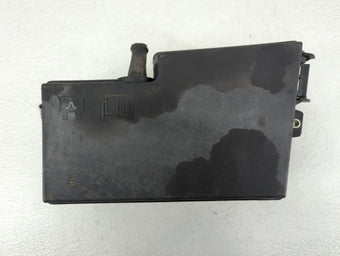 compare product 2005 Volvo V50 Fusebox Fuse Box Panel Relay Module P/N:518818000 Fits OEM Used Auto Parts