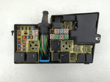 2005 Volvo V50 Fusebox Fuse Box Panel Relay Module P/N:518818000 Fits OEM Used Auto Parts