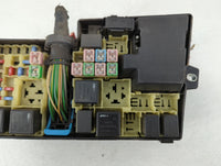 2005 Volvo V50 Fusebox Fuse Box Panel Relay Module P/N:518818000 8688040 Fits OEM Used Auto Parts - Oemusedautoparts1.com