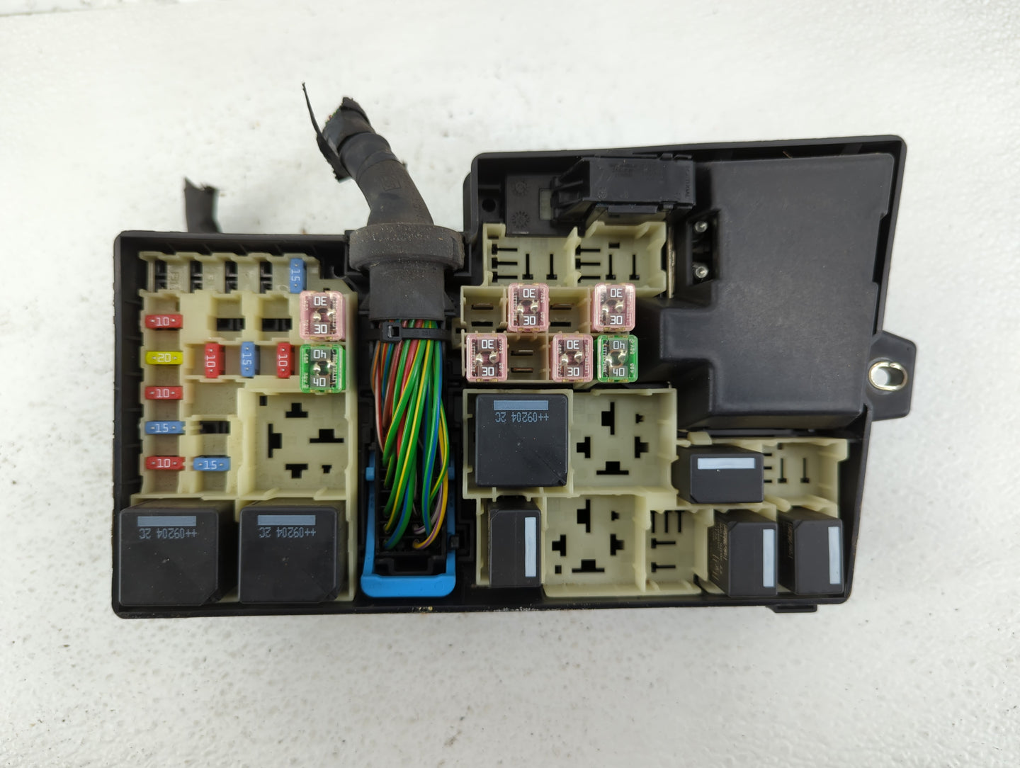 2005 Volvo V50 Fusebox Fuse Box Panel Relay Module P/N:518818000 8688040 Fits OEM Used Auto Parts - Oemusedautoparts1.com