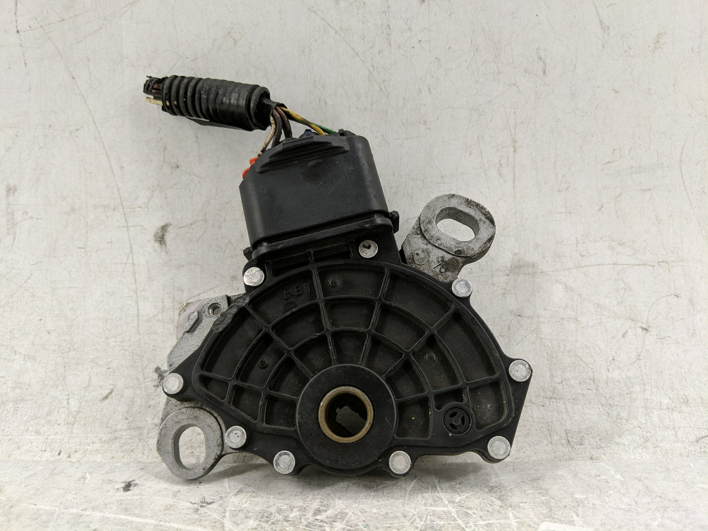 2005-2007 Volvo V70 Chassis Control Module Ccm Bcm Body Control - Oemusedautoparts1.com