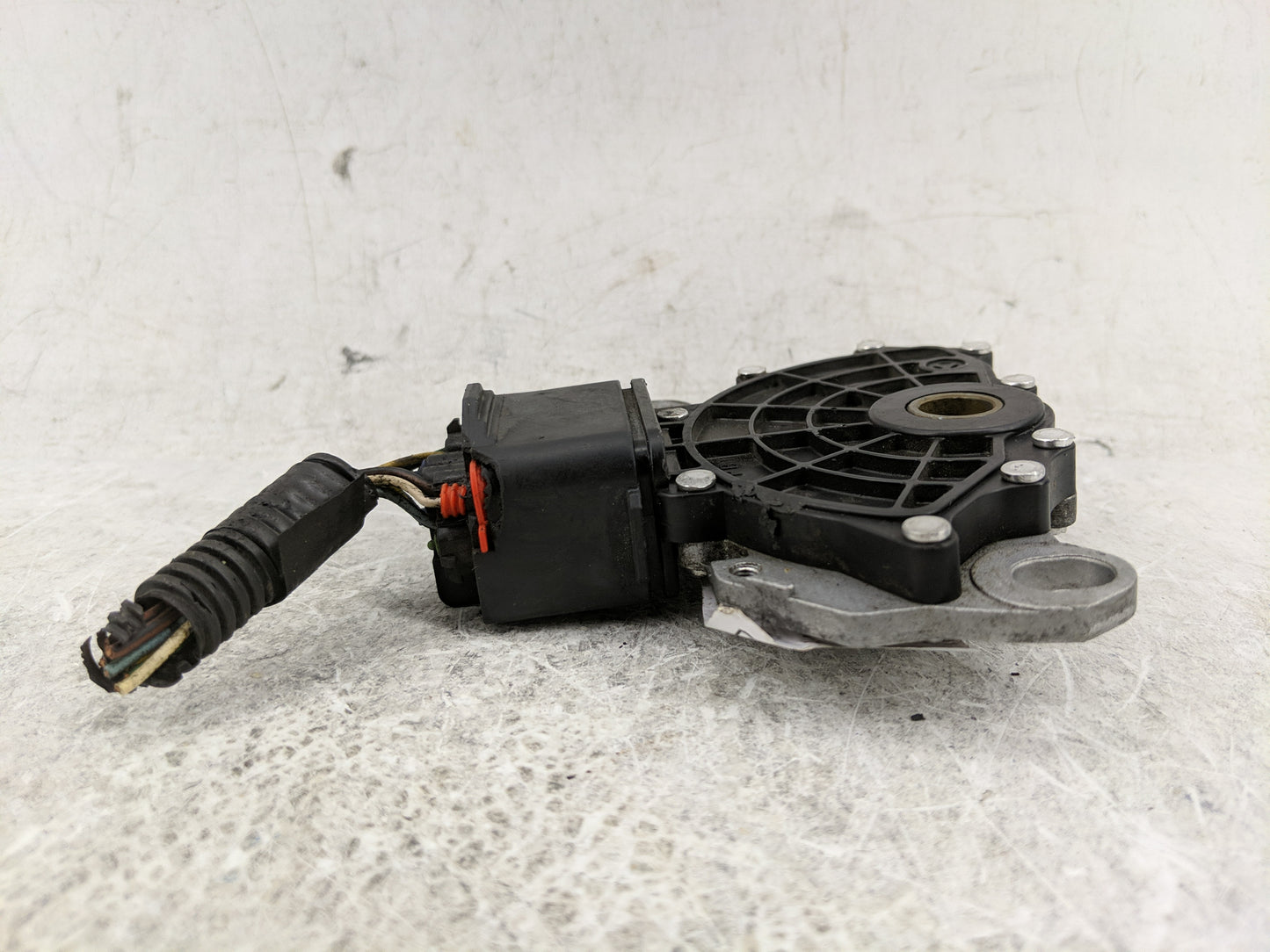 2005-2007 Volvo V70 Chassis Control Module Ccm Bcm Body Control - Oemusedautoparts1.com