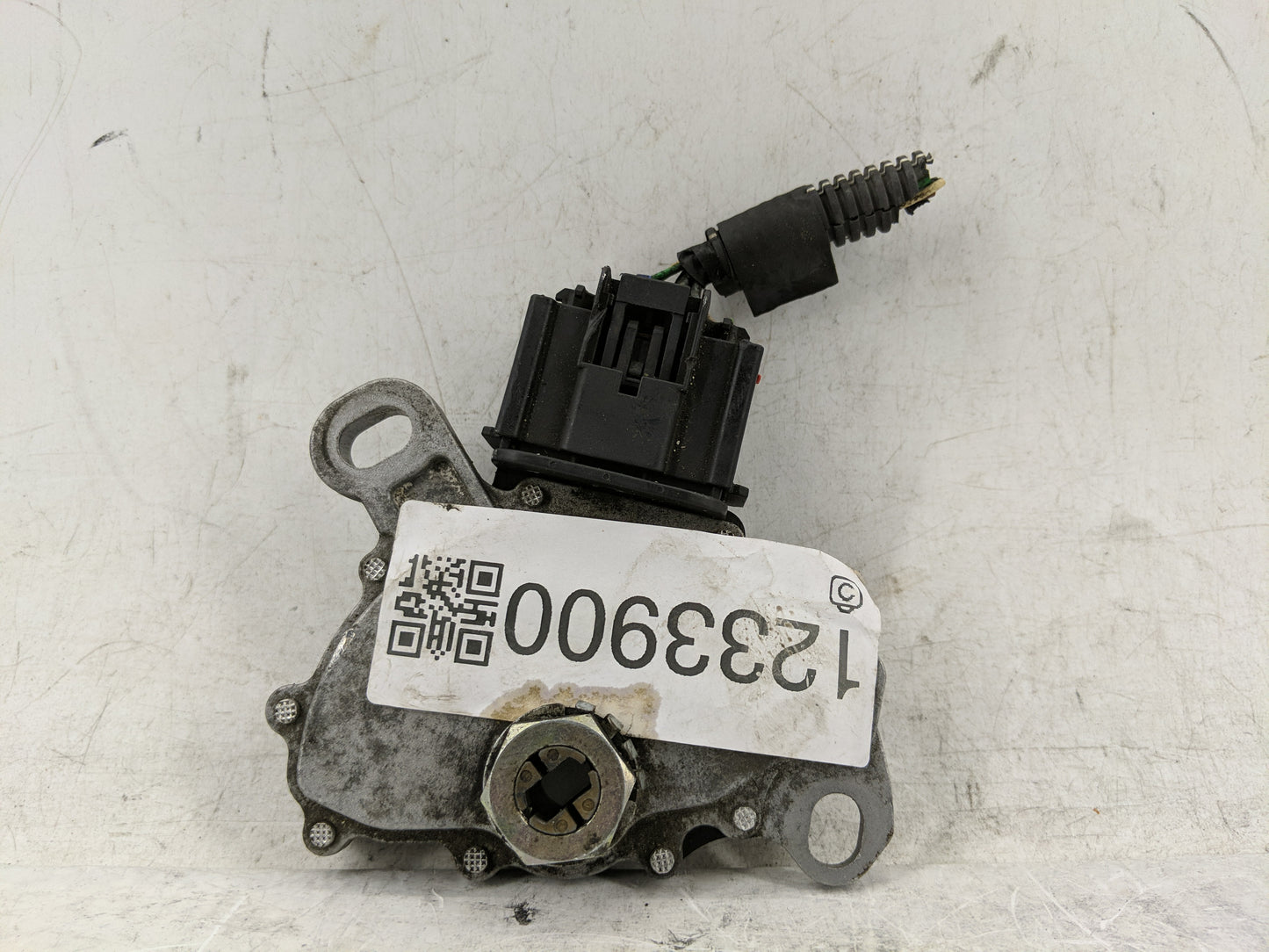 2005-2007 Volvo V70 Chassis Control Module Ccm Bcm Body Control - Oemusedautoparts1.com