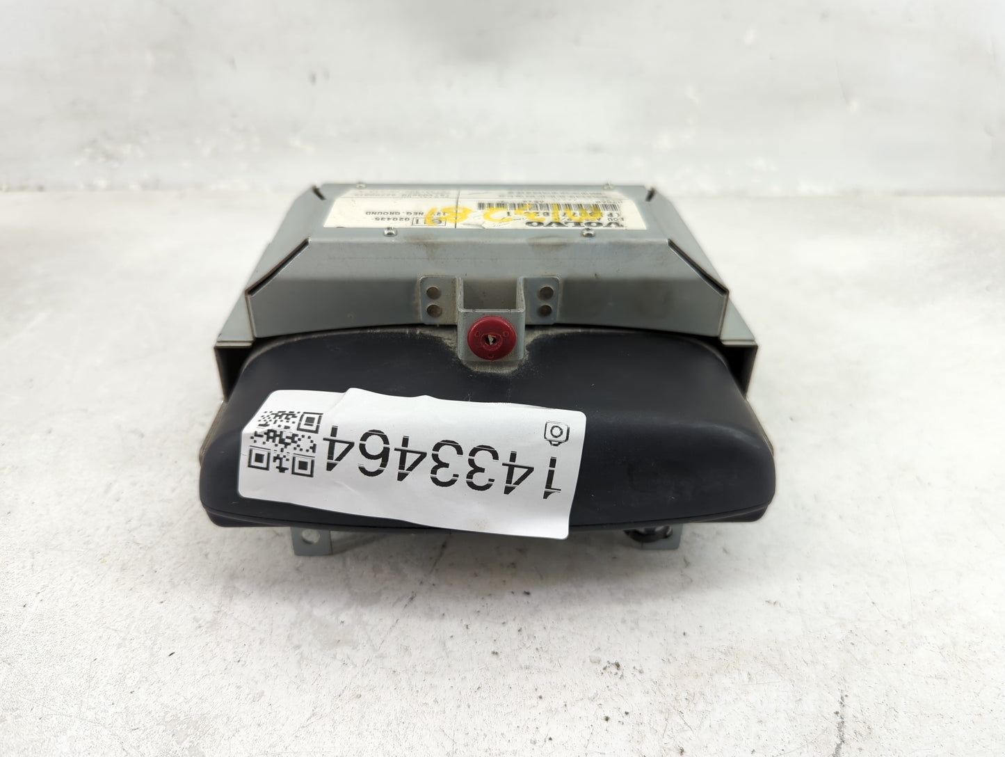 Volvo Volvo 70 Series Information Display Screen - Oemusedautoparts1.com
