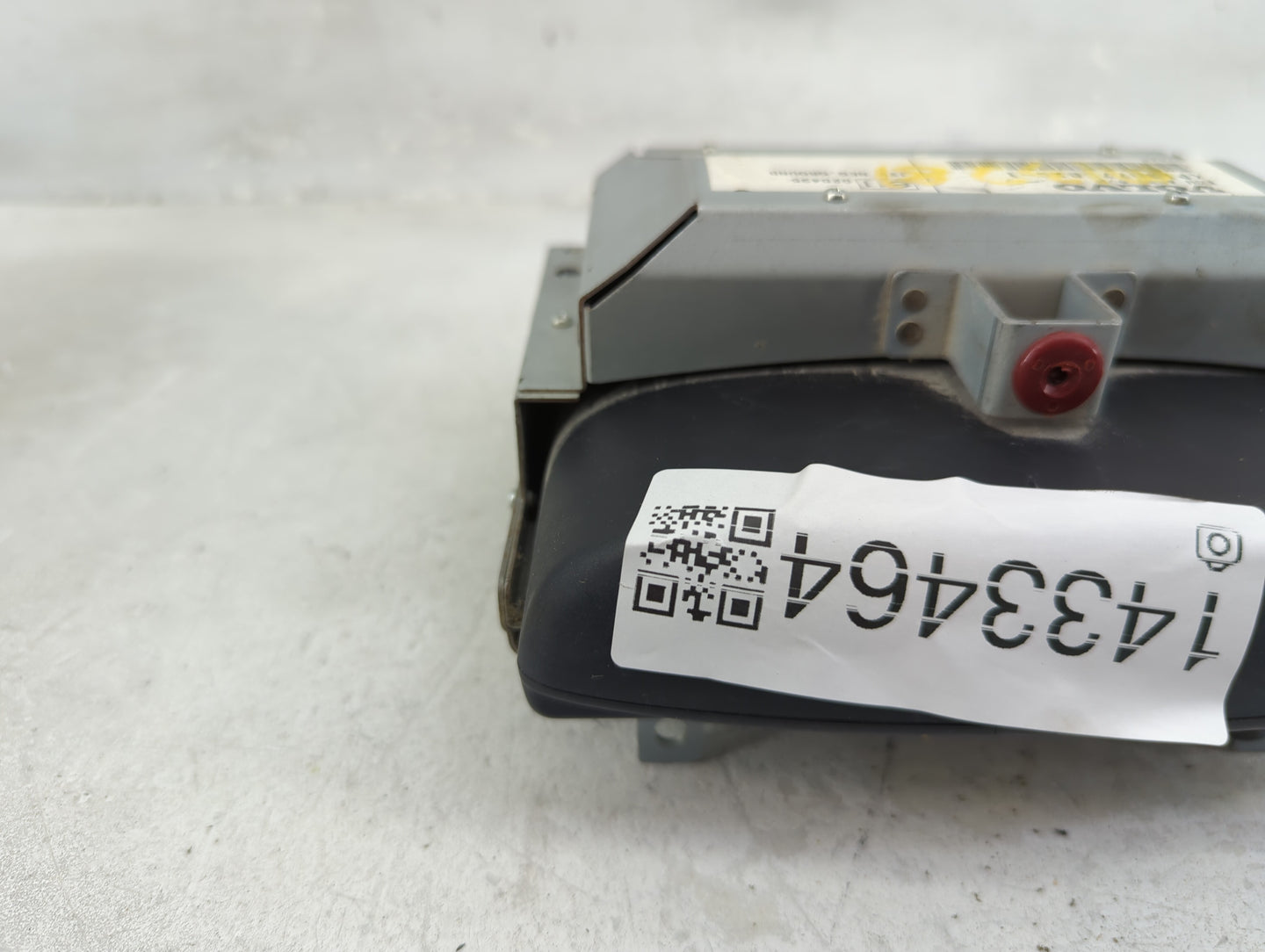 Volvo Volvo 70 Series Information Display Screen - Oemusedautoparts1.com
