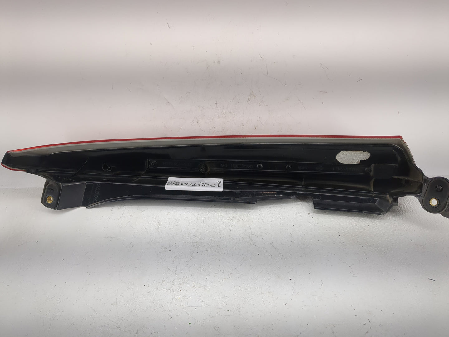 2003-2006 Volvo Xc90 Tail Light Assembly Driver Left OEM P/N:30678220 Fits Fits 2003 2004 2005 2006 OEM Used Auto Parts - Oe