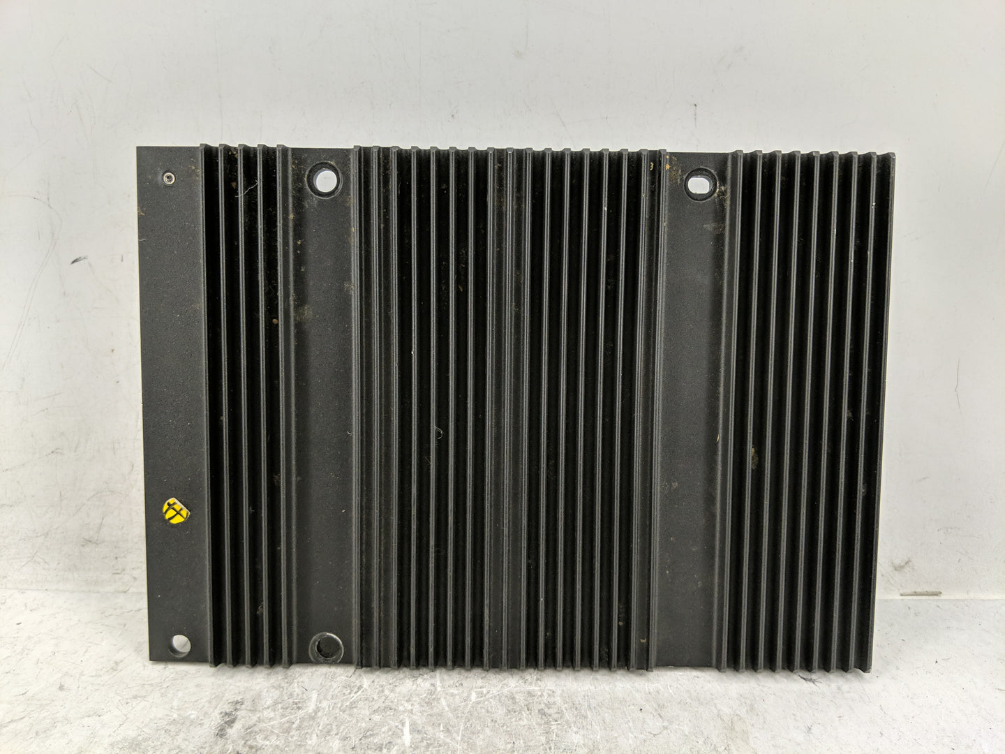 2003-2009 Volvo Xc90 Radio AM FM Cd Player Receiver Replacement P/N:30732825 Fits Fits 2003 2004 2005 2006 2007 2008 2009 20