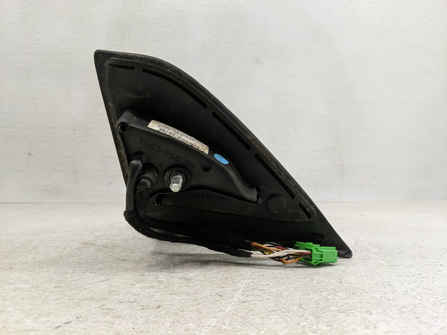 2003-2006 Volvo Xc90 Side Mirror Replacement Passenger Right View Door Mirror P/N:3003-368 Fits Fits 2003 2004 2005 2006 OEM