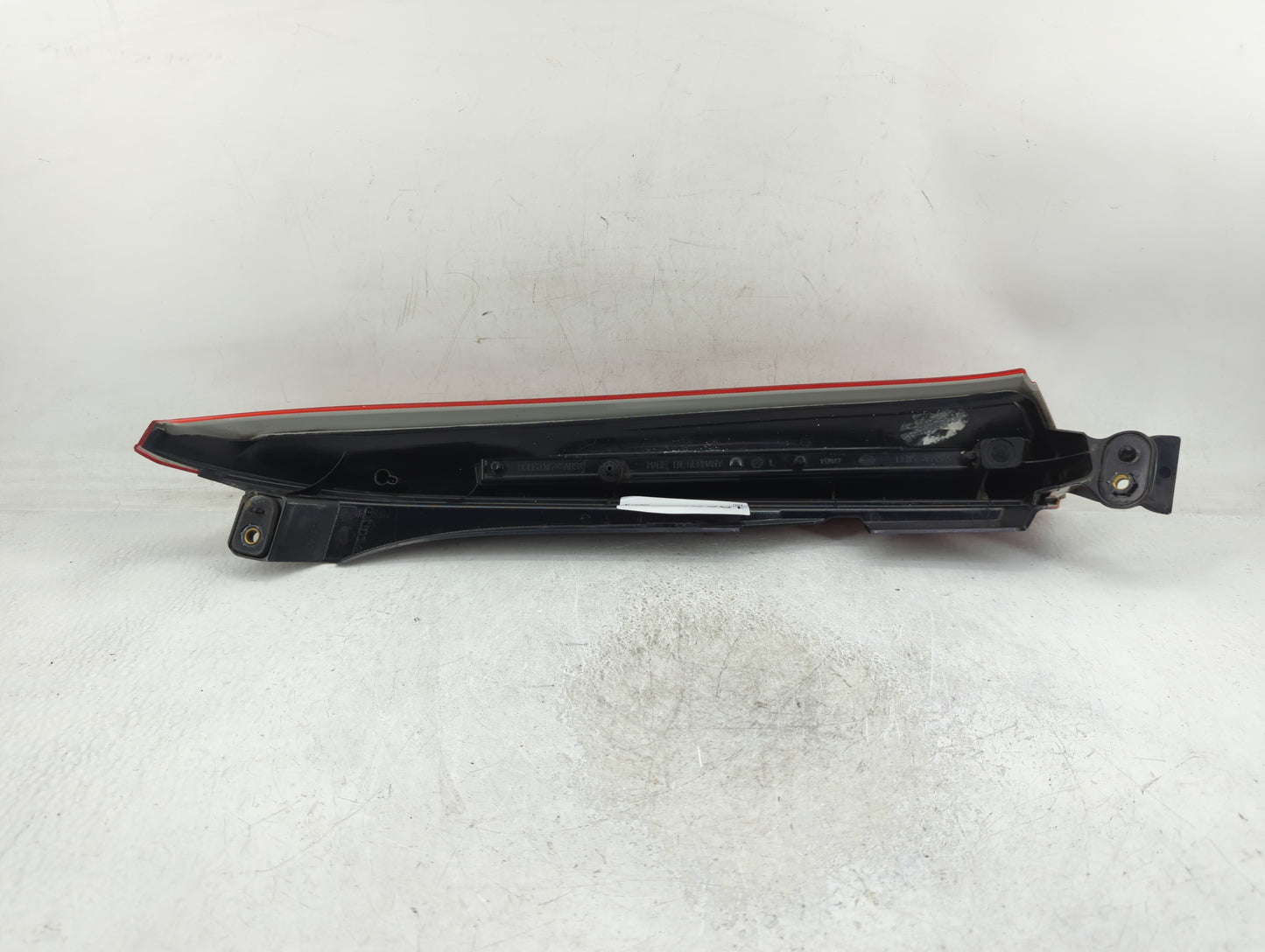 2003-2006 Volvo Xc90 Tail Light Assembly Driver Left OEM P/N:30678220 Fits Fits 2003 2004 2005 2006 OEM Used Auto Parts - Oe