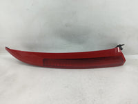 2003-2006 Volvo Xc90 Tail Light Assembly Passenger Right OEM P/N:157618 Fits Fits 2003 2004 2005 2006 OEM Used Auto Parts - 