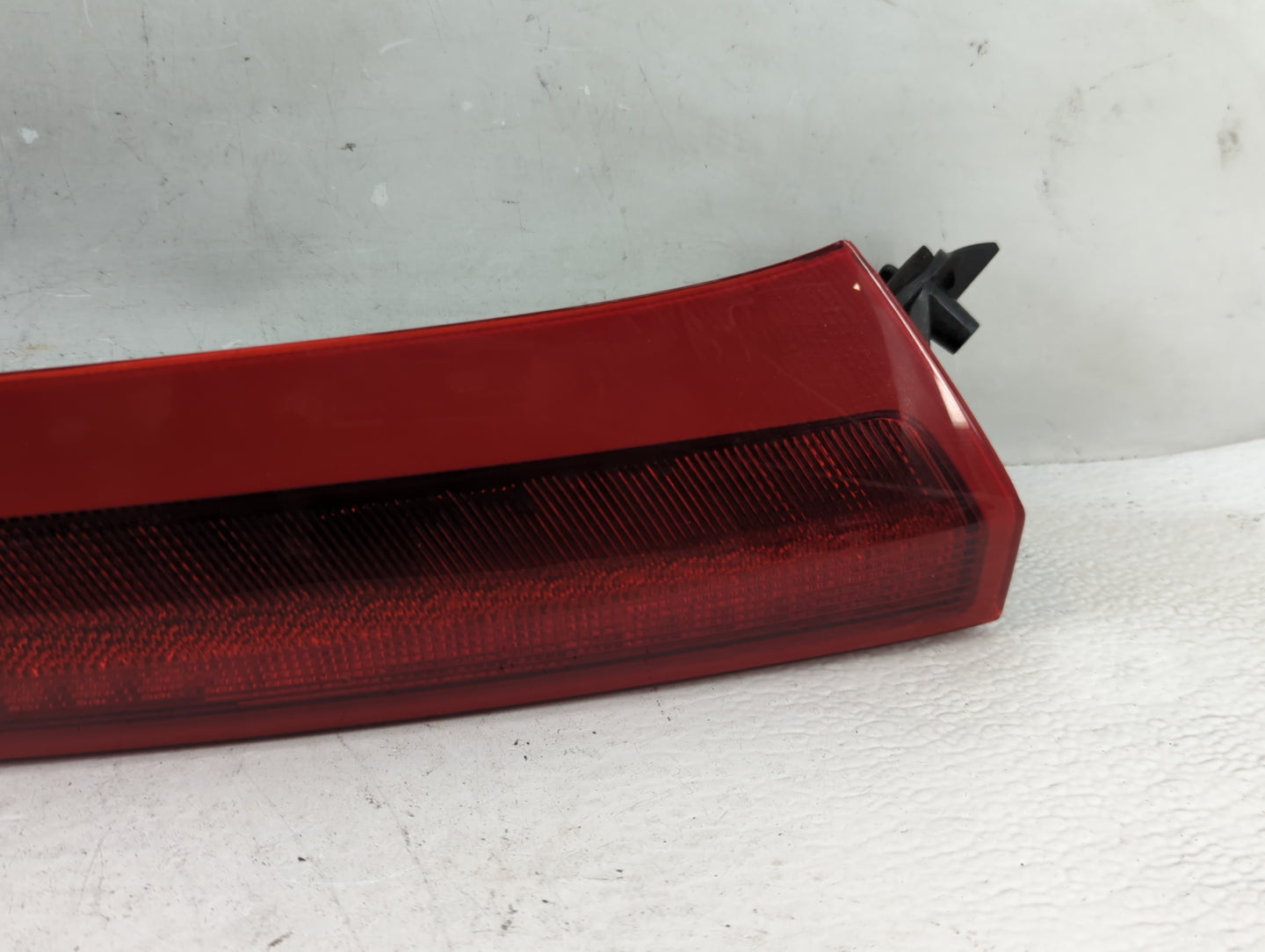 2003-2006 Volvo Xc90 Tail Light Assembly Passenger Right OEM P/N:157618 Fits Fits 2003 2004 2005 2006 OEM Used Auto Parts - 