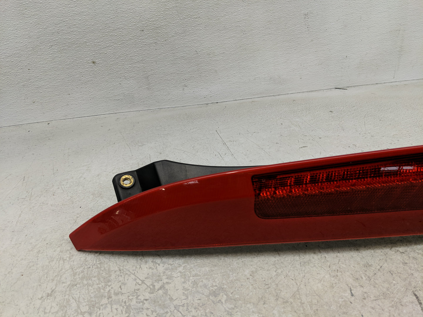 2003-2006 Volvo Xc90 Tail Light Assembly Driver Left OEM P/N:30678220 Fits Fits 2003 2004 2005 2006 OEM Used Auto Parts - Oe