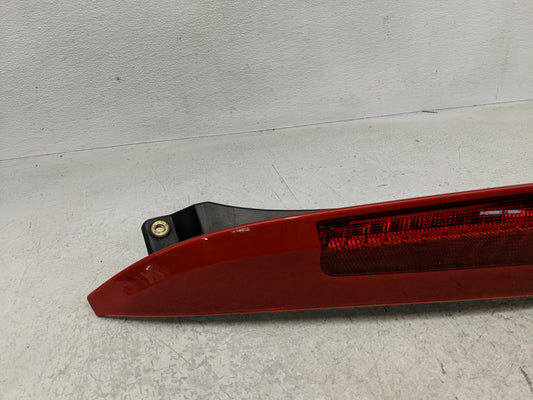 2003-2006 Volvo Xc90 Tail Light Assembly Driver Left OEM P/N:30678220 Fits Fits 2003 2004 2005 2006 OEM Used Auto Parts