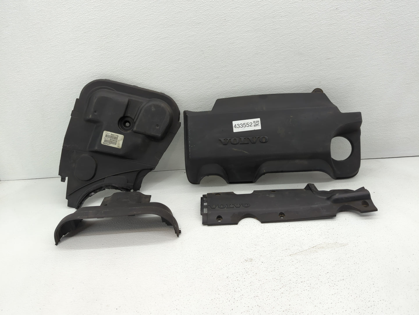 2005 Volvo Xc90 Engine Cover - Oemusedautoparts1.com