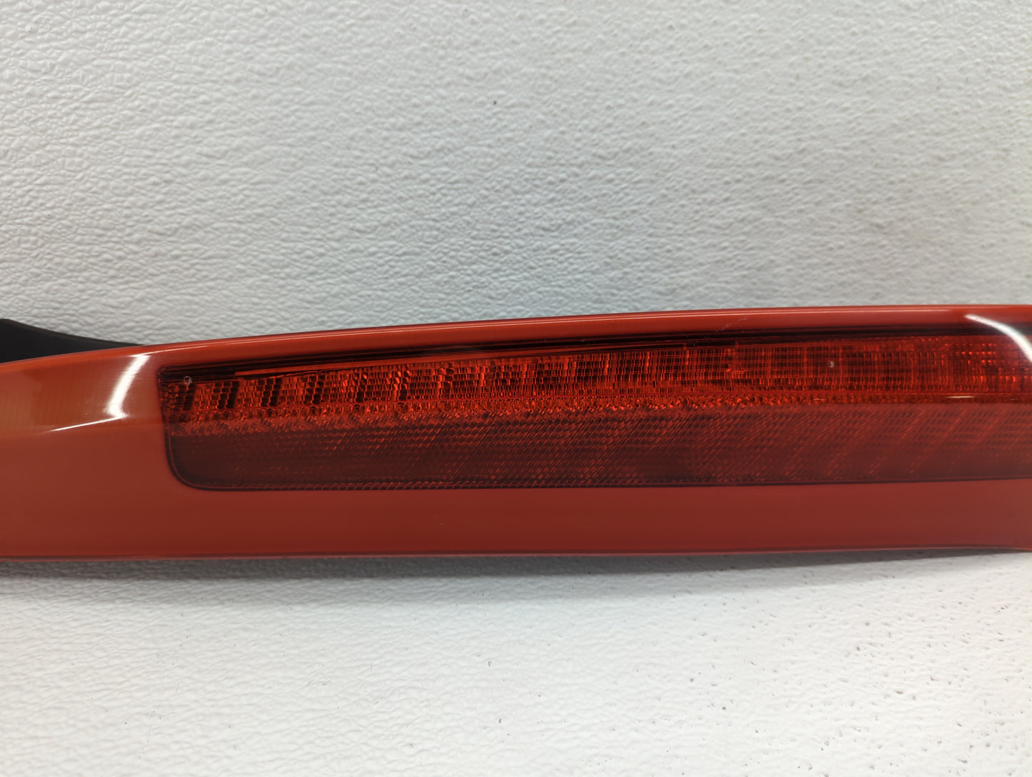 2003-2006 Volvo Xc90 Tail Light Assembly Driver Left OEM P/N:157617 9483771, 30678220 Fits Fits 2003 2004 2005 2006 OEM Used