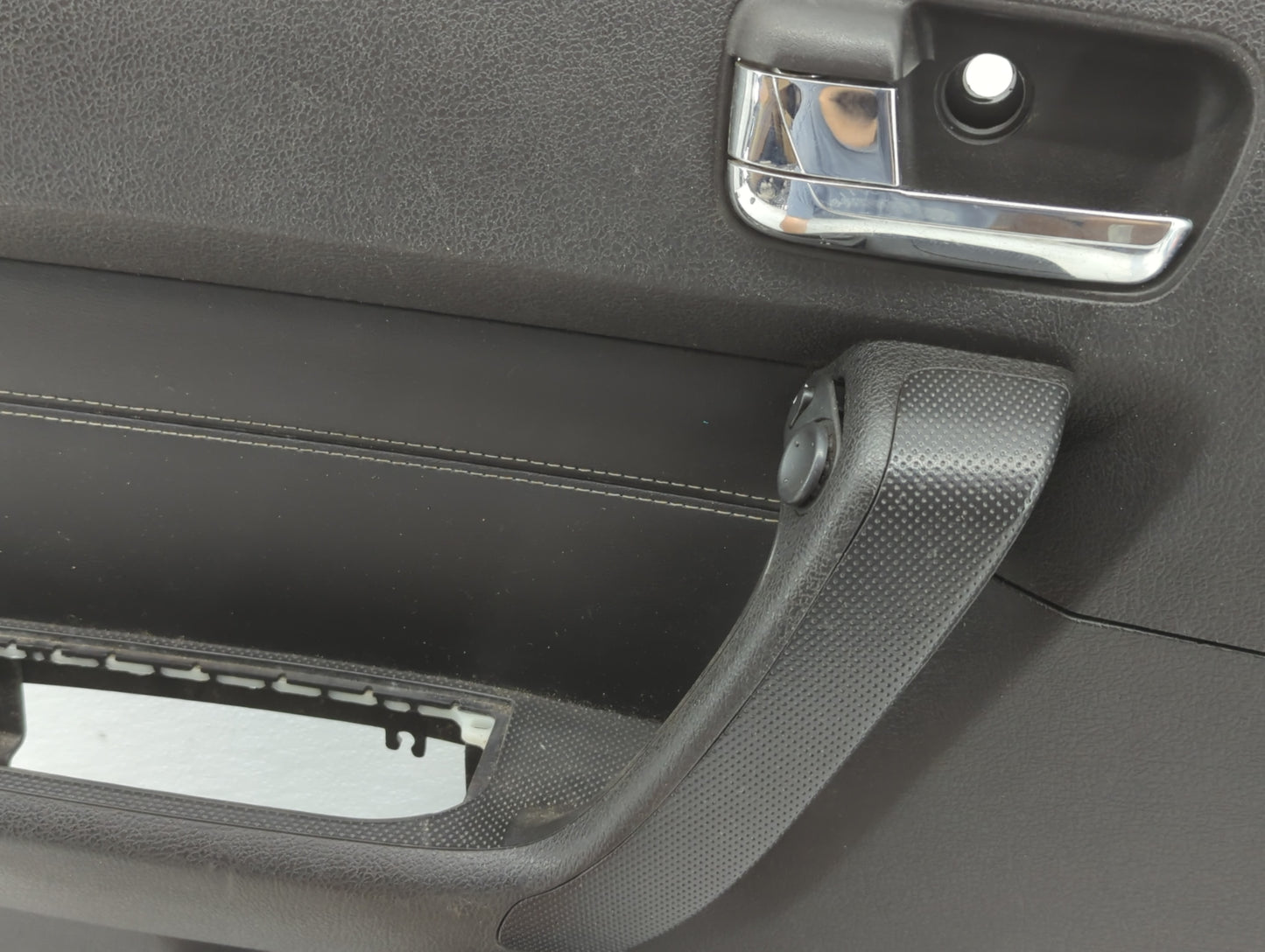 2006 A.m. General Humh3 Rear Left Driver Interior Door Panel Trim - Oemusedautoparts1.com