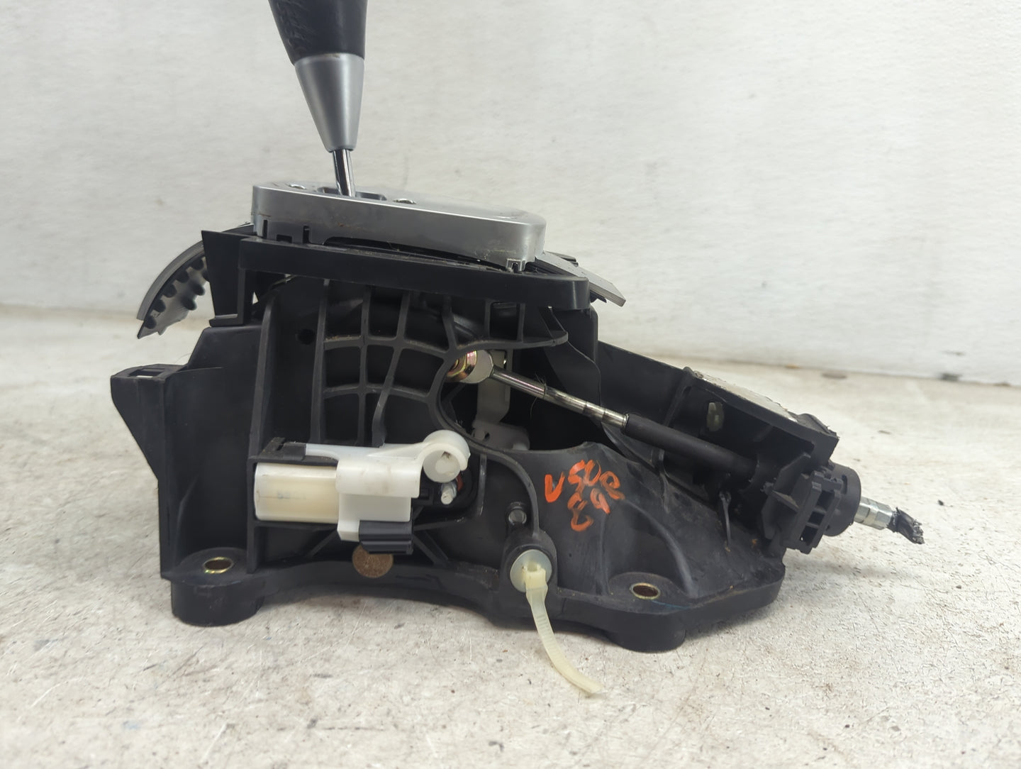 2006 Acura Tl Floor Console Assembly Shifter - Oemusedautoparts1.com