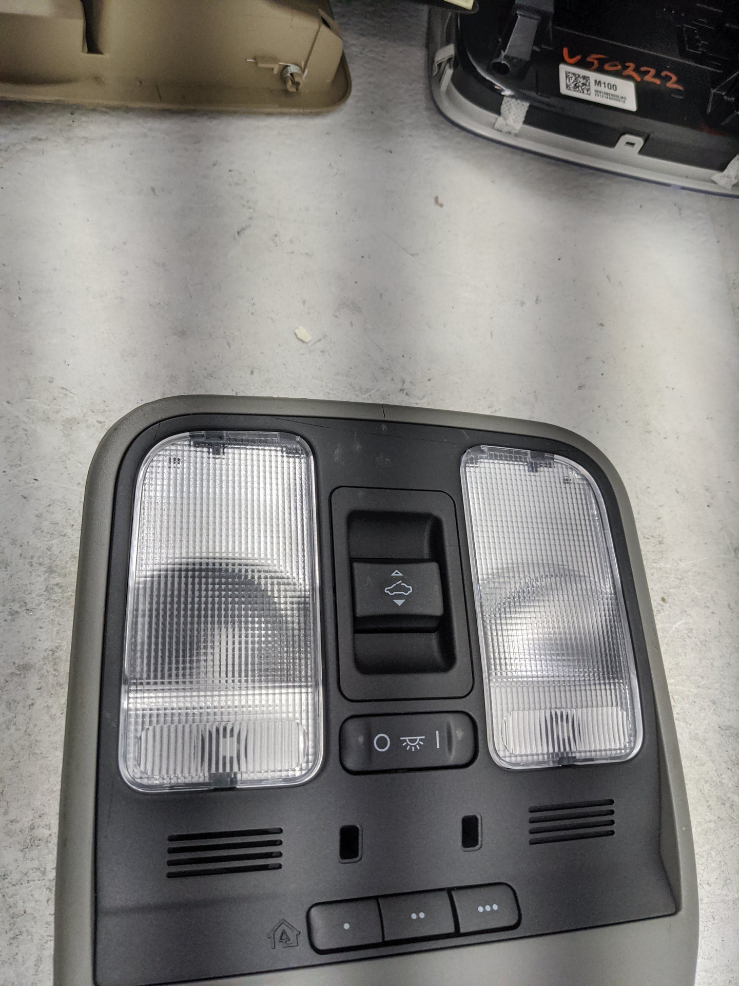 2005-2006 Acura Tl Overhead Roof Console Gray - Oemusedautoparts1.com