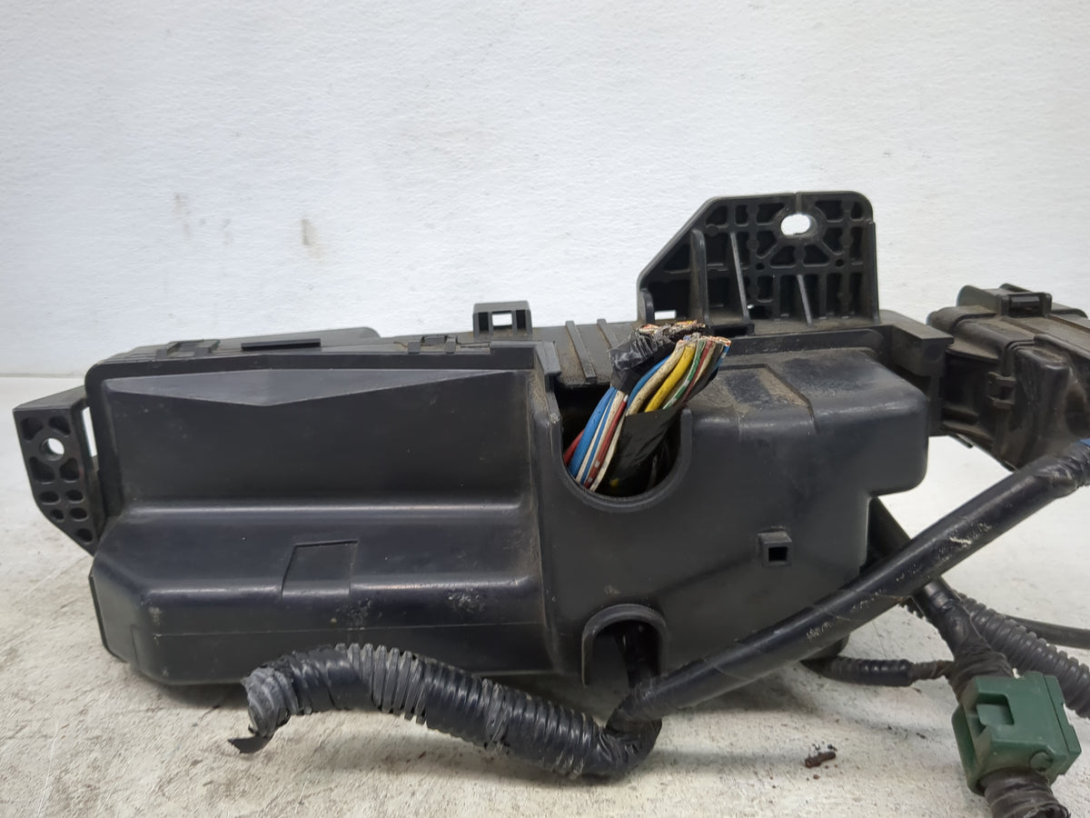 2004-2006 Acura Tl Fusebox Fuse Box Panel Relay Module Fits Fits 2004 2005 2006 OEM Used Auto Parts - Oemusedautoparts1.com