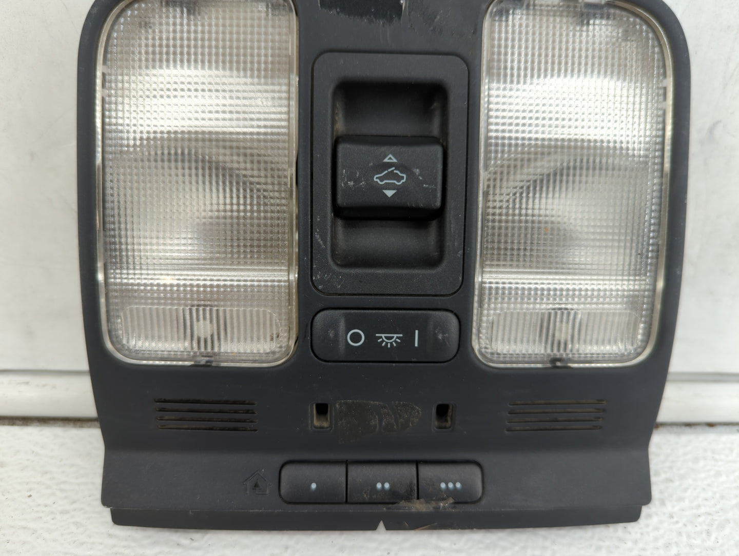 2005-2006 Acura Tl Overhead Roof Console Interior Dome Light - Oemusedautoparts1.com