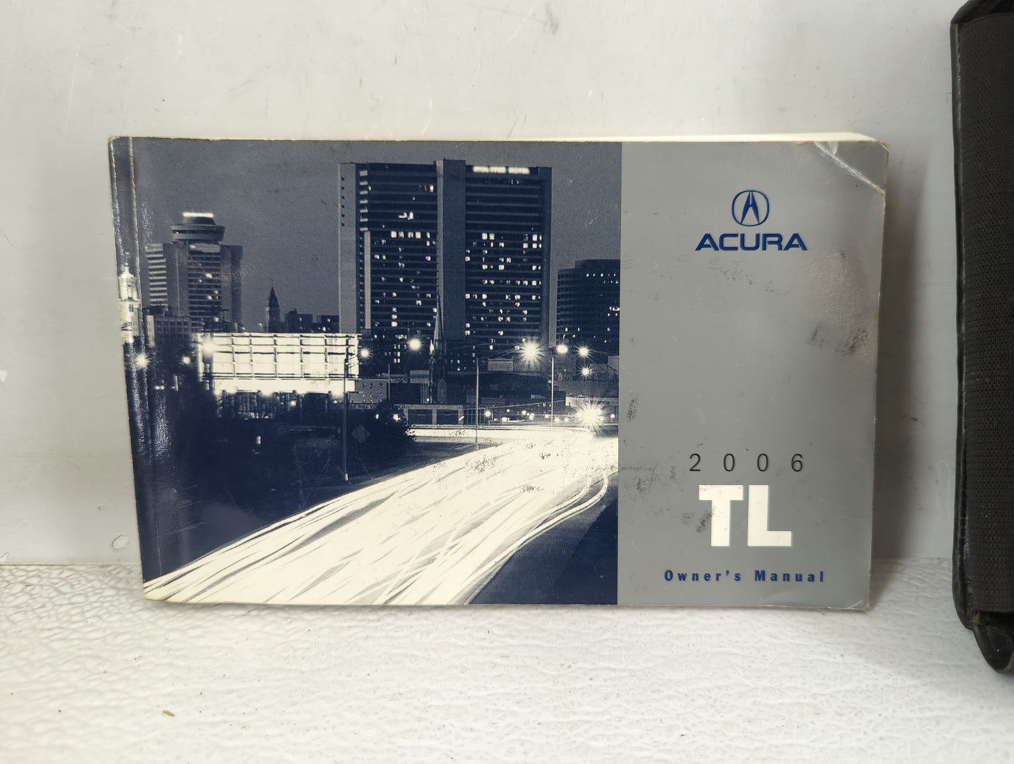 2006 Acura Tl Owners Manual Book Guide P/N:00X31-SEP-6203 OEM Used Auto Parts - Oemusedautoparts1.com