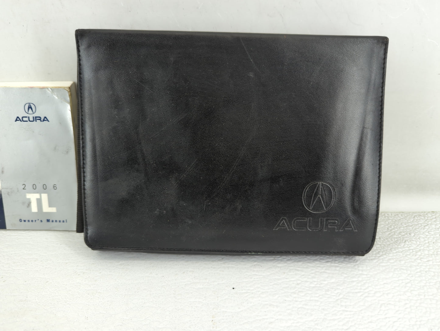 2006 Acura Tl Owners Manual Book Guide P/N:00X31-SEP-6203 OEM Used Auto Parts - Oemusedautoparts1.com