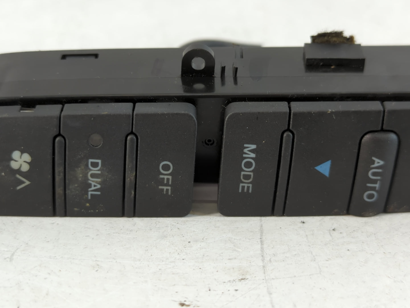 2004-2008 Acura Tl Climate Control Module Temperature AC/Heater Replacement P/N:M24722 Fits Fits 2004 2005 2006 2007 2008 OE
