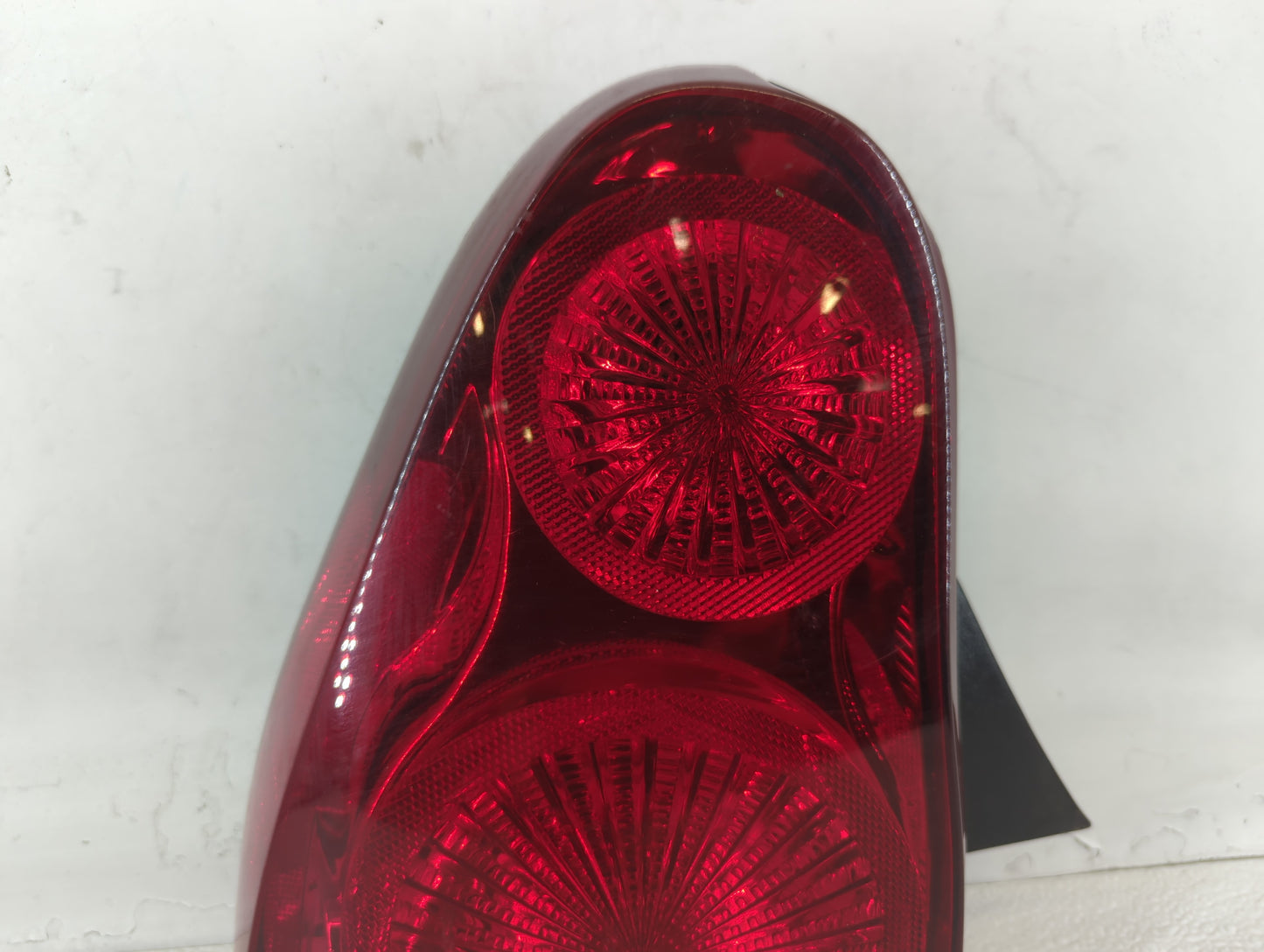 2006 Alfa Romeo Montreal Tail Light Assembly Driver Left OEM P/N:320019 003 A Fits OEM Used Auto Parts - Oemusedautoparts1.c