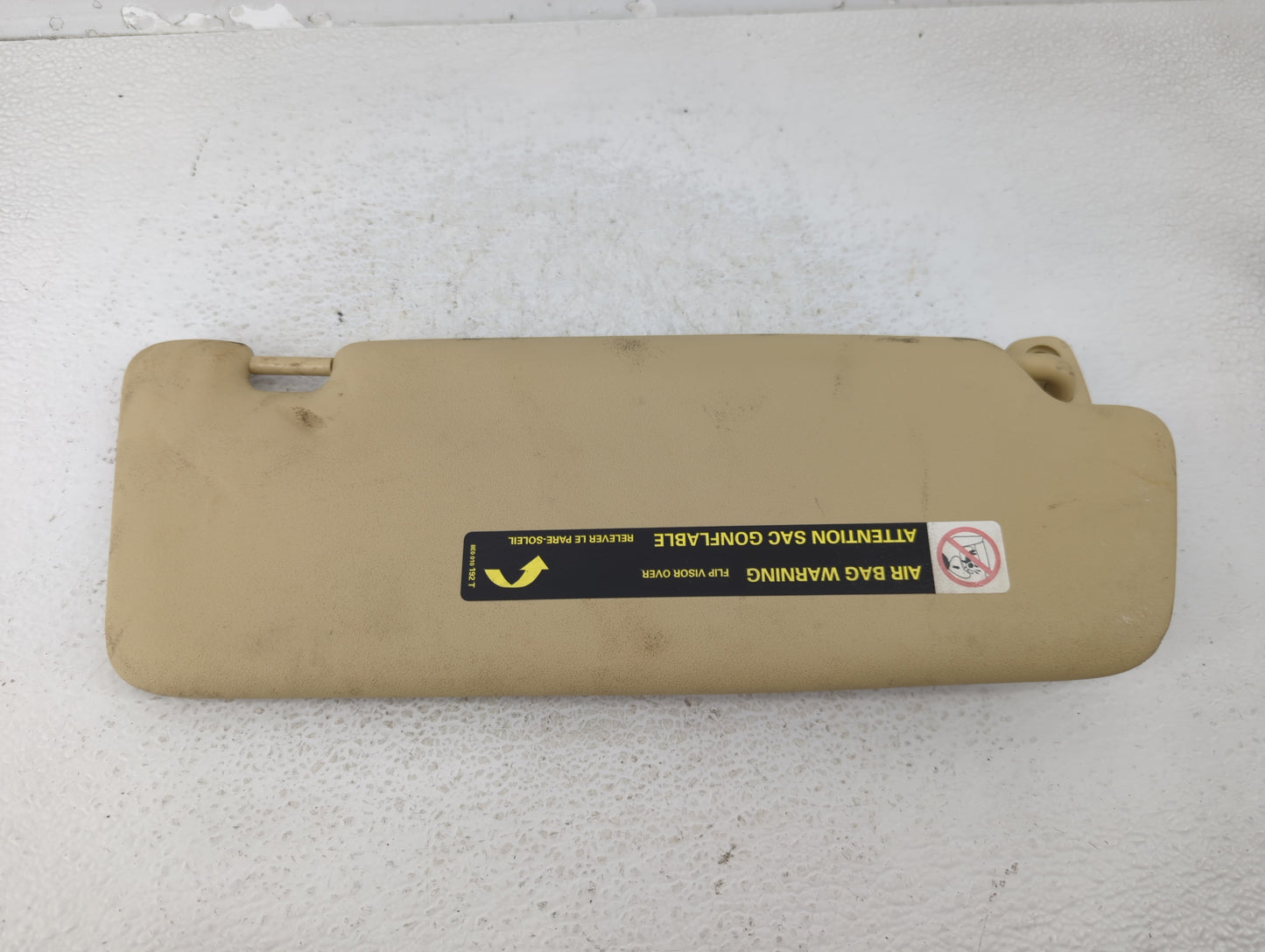 2006 Audi A3 Sun Visor Shade Replacement Passenger Right Mirror Fits OEM Used Auto Parts - Oemusedautoparts1.com