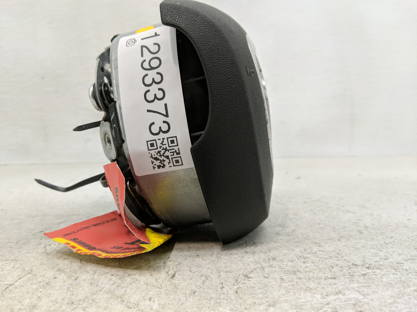 2006-2006 Audi A4 Air Bag Driver Left Steering Wheel Mounted - Oemusedautoparts1.com