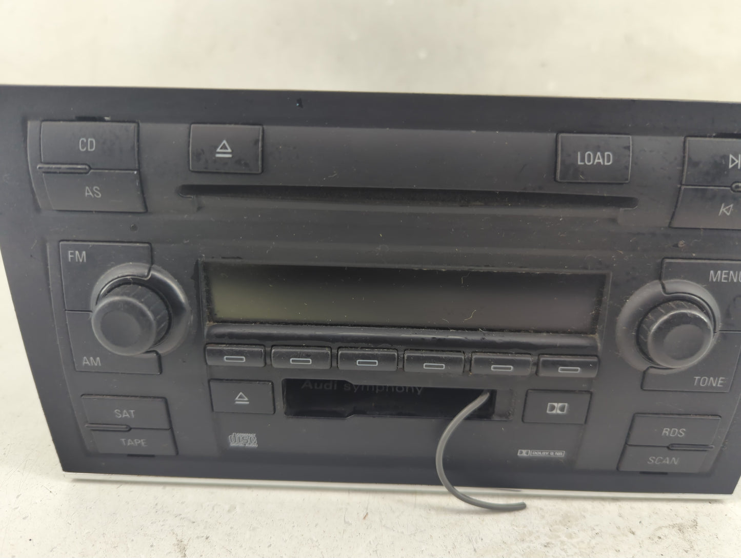 2006 Audi A4 Radio AM FM Cd Player Receiver Replacement P/N:8E0 035 195 H Fits OEM Used Auto Parts - Oemusedautoparts1.com