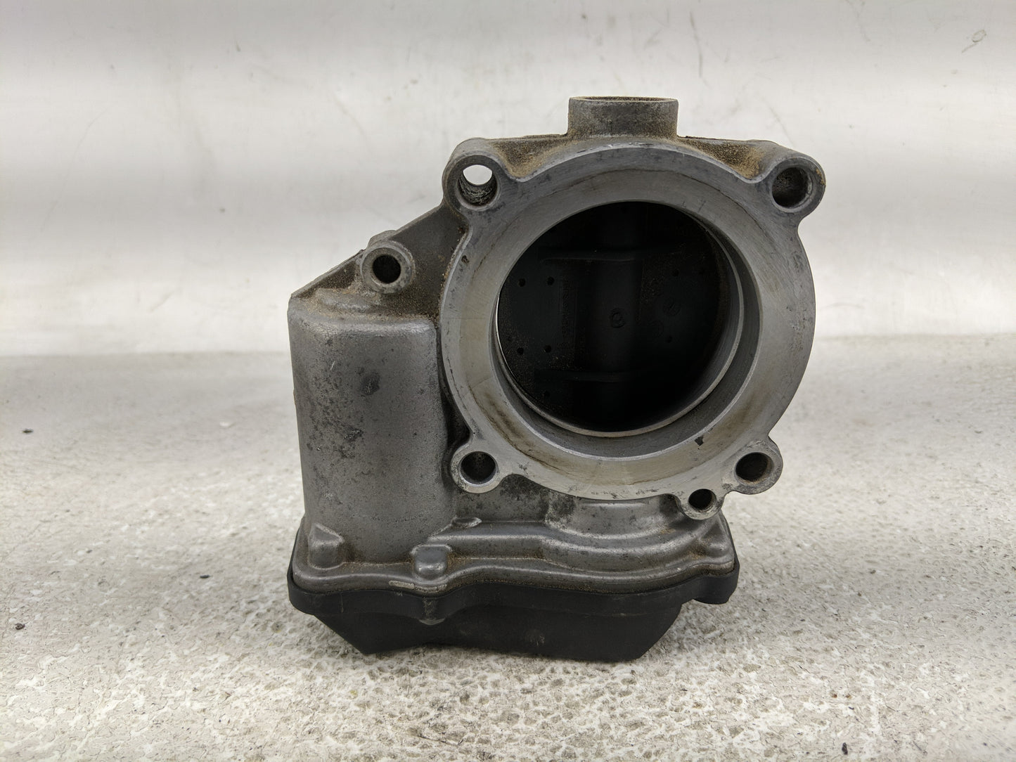 2005-2016 Audi A4 Throttle Body P/N:A2C84068600 06F 133 062 Q Fits OEM Used Auto Parts - Oemusedautoparts1.com