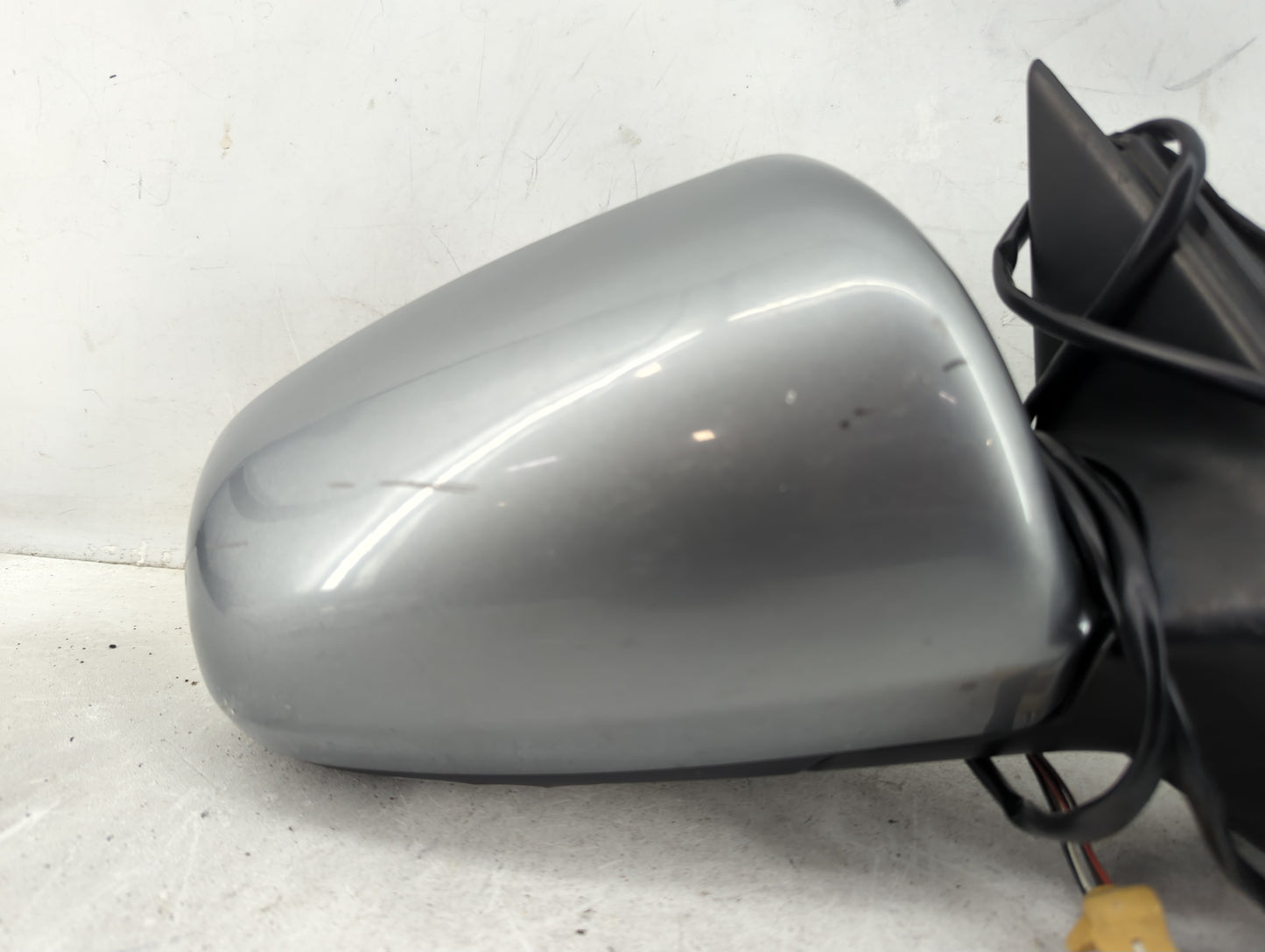 2002-2008 Audi A4 Passenger Side View Mirror - Right Door Mirror OEM Used - Oemusedautoparts1.com