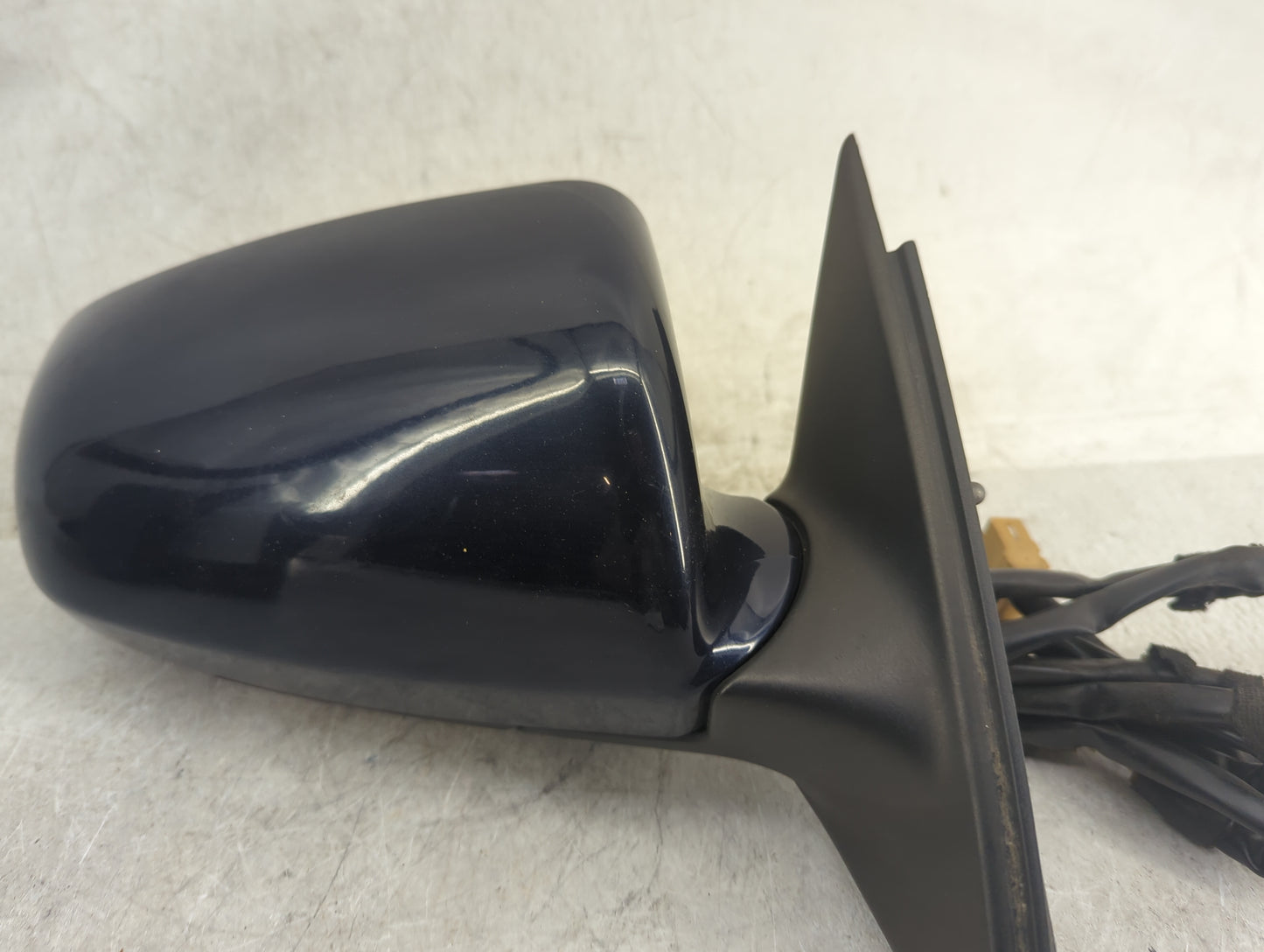 2002-2008 Audi A4 Passenger Side View Mirror - Right Door Mirror OEM Used - Oemusedautoparts1.com
