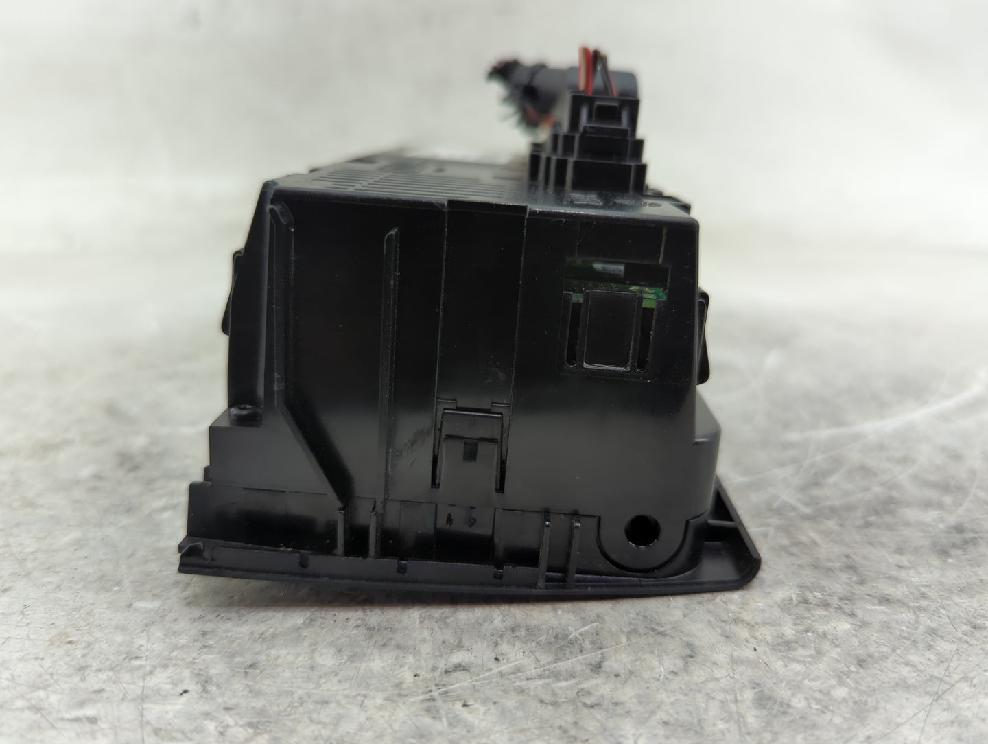 2005-2009 Audi A4 Climate Control Module Temperature AC/Heater Replacement P/N:8E0820043BM 0367815 Fits OEM Used Auto Parts 