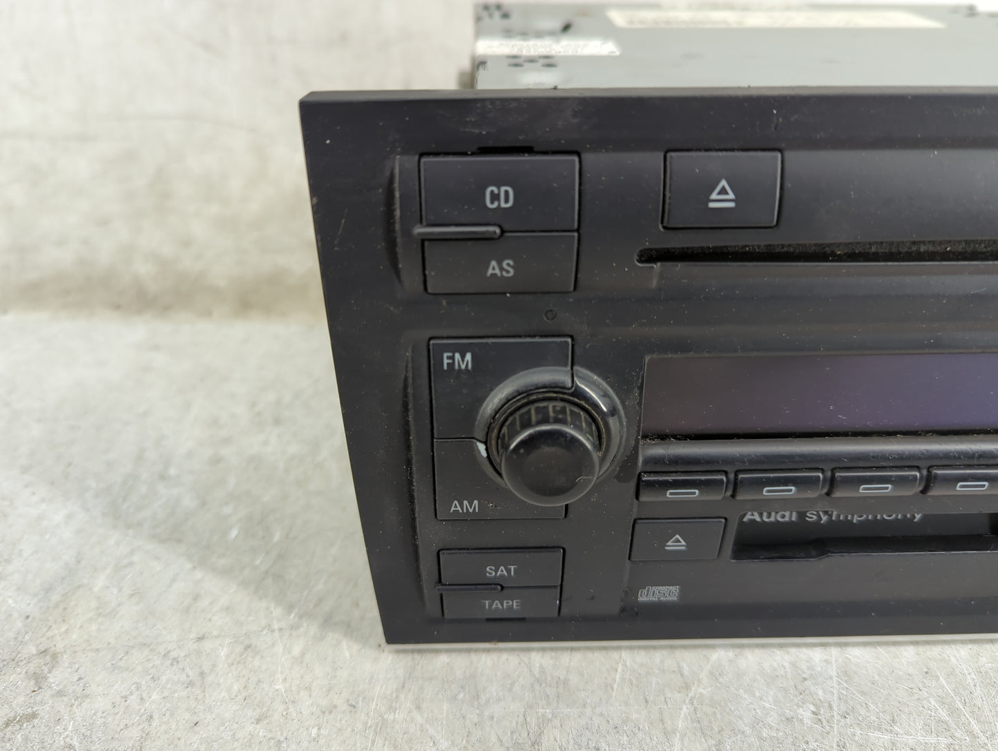 2006-2008 Audi A4 Radio AM FM Cd Player Receiver Replacement P/N:8E0035195H CQ-EA1360LC Fits Fits 2006 2007 2008 OEM Used Au