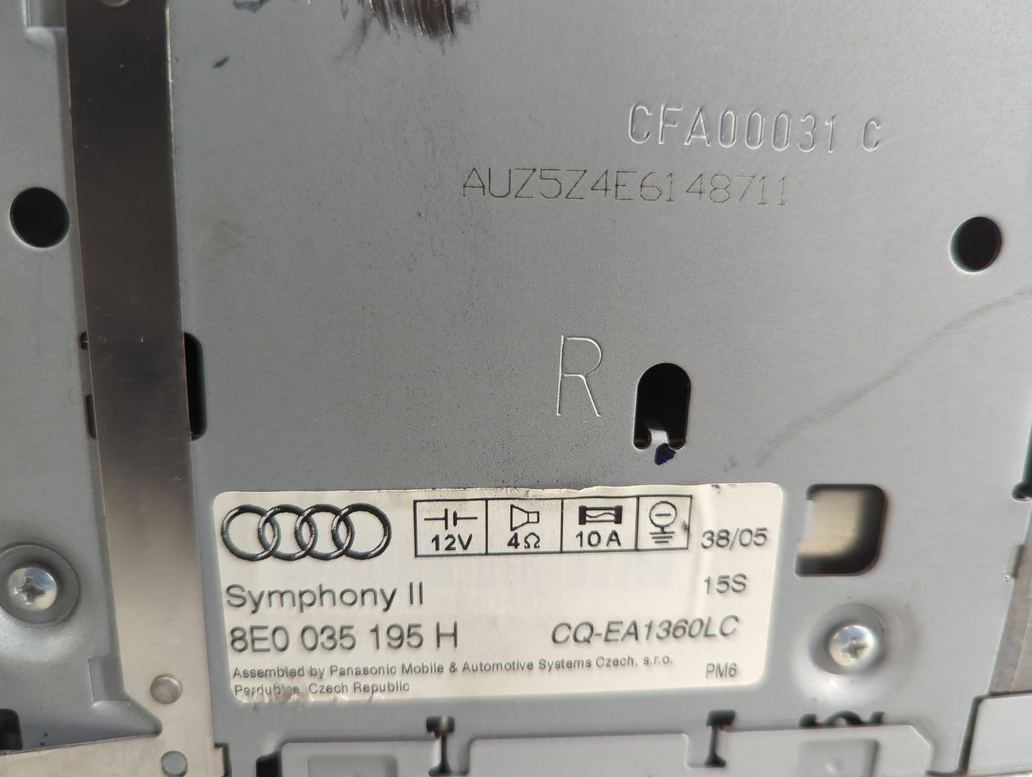2006-2008 Audi A4 Radio AM FM Cd Player Receiver Replacement P/N:8E0035195H CQ-EA1360LC Fits Fits 2006 2007 2008 OEM Used Au