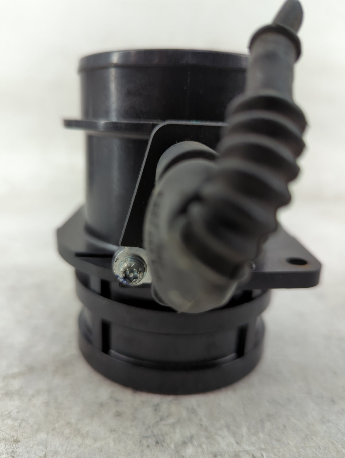 2005-2009 Audi A4 Mass Air Flow Meter Maf Sensor 1453682 - Oemusedautoparts1.com