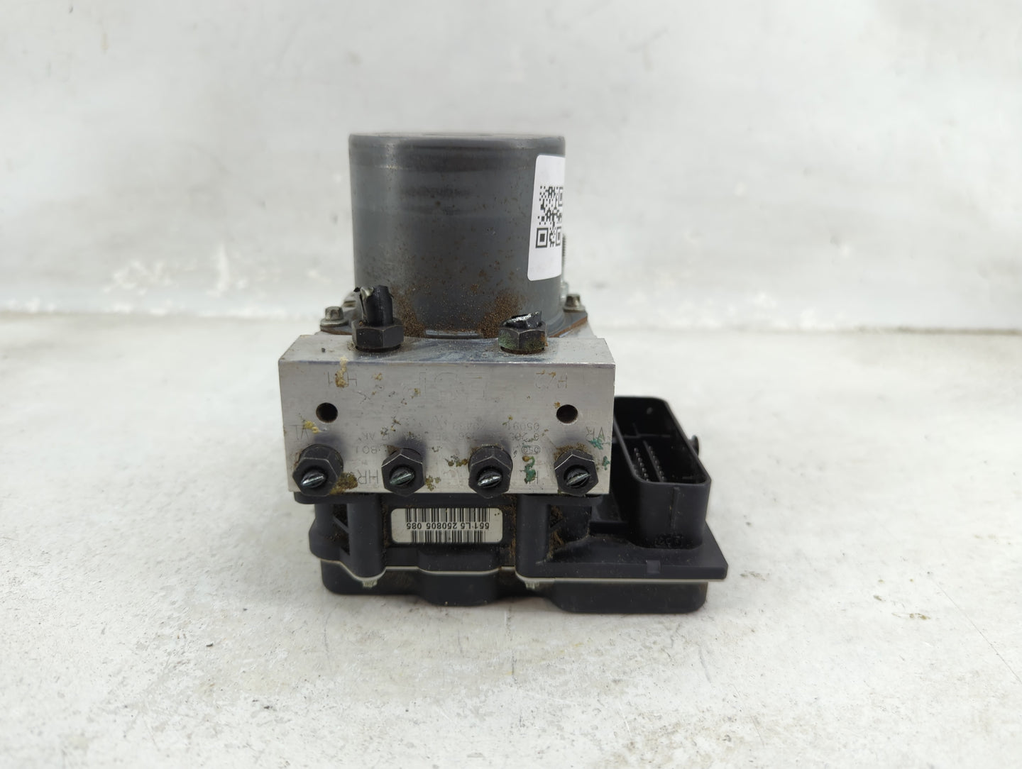 2006 Audi A4 ABS Pump Control Module Replacement P/N:8E0 910 517 D Fits OEM Used Auto Parts - Oemusedautoparts1.com
