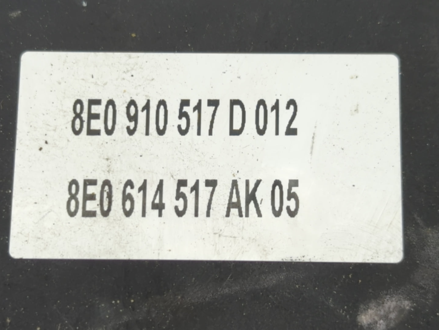 2006 Audi A4 ABS Pump Control Module Replacement P/N:8E0 910 517 D Fits OEM Used Auto Parts - Oemusedautoparts1.com