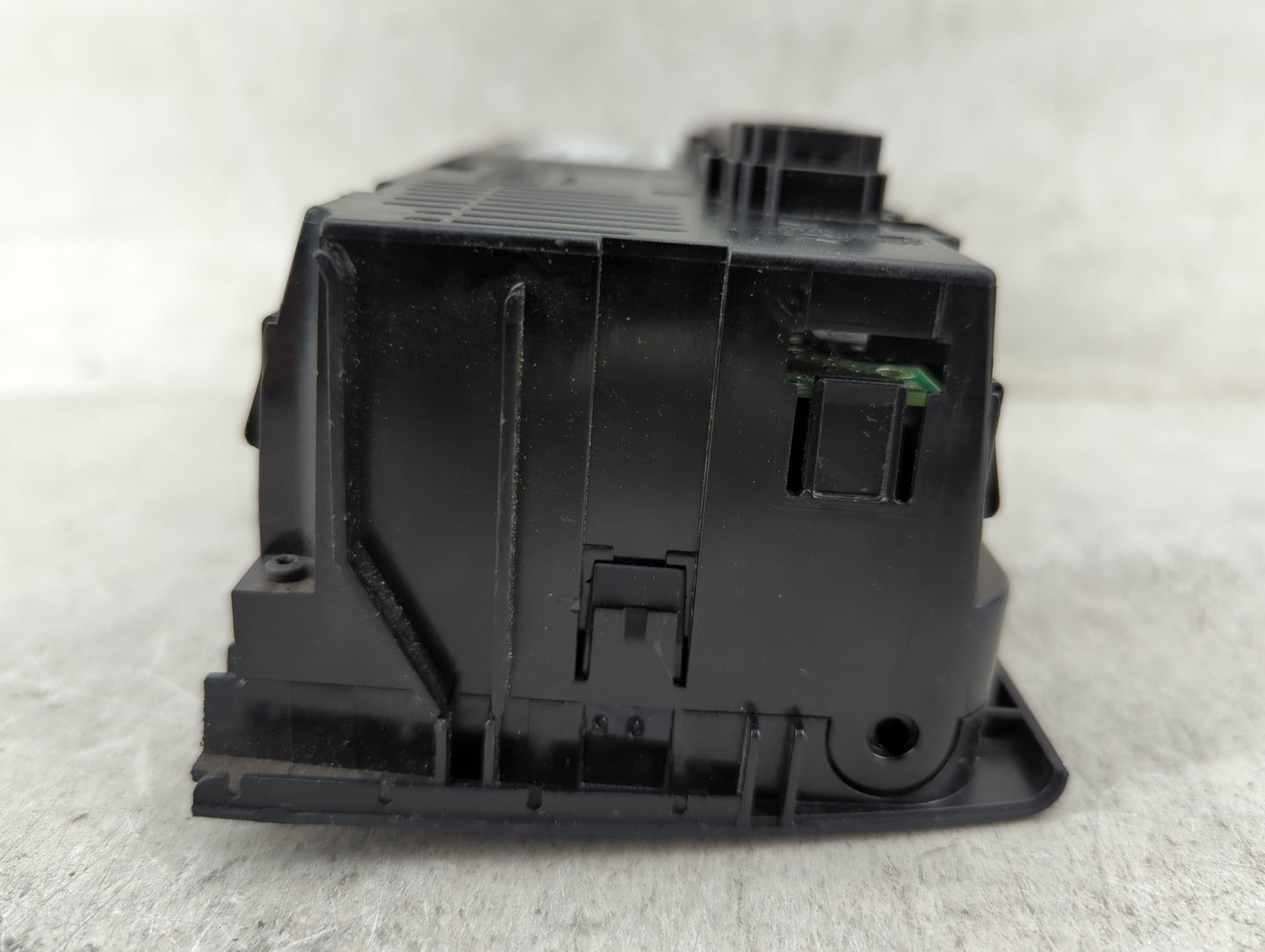 2005-2009 Audi A4 Climate Control Module Temperature AC/Heater Replacement P/N:8E0 820 043 BM Fits Fits 2005 2006 2007 2008 