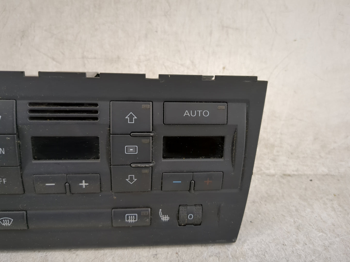2005-2009 Audi A4 Climate Control Module Temperature AC/Heater Replacement P/N:8E0 820 043 BM Fits Fits 2005 2006 2007 2008 