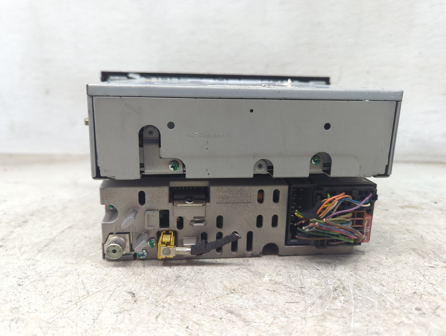 2006 Audi A4 Radio AM FM Cd Player Receiver Replacement P/N:8E0035195H CQ-EA1360LC Fits OEM Used Auto Parts - Oemusedautopar