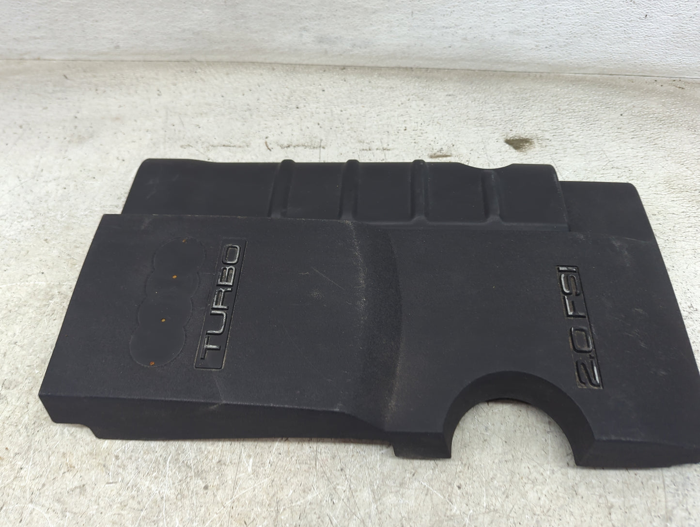 2006 Audi A4 Engine Cover - Oemusedautoparts1.com